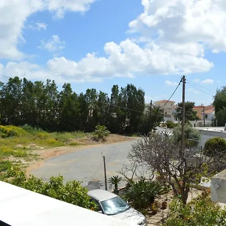 Sykia Upper Floor 2-br Holiday home *