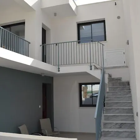 Sykia Upper Floor 2-br Vakantiehuis *